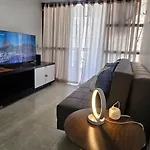 Beachfront Condo Large Apartament